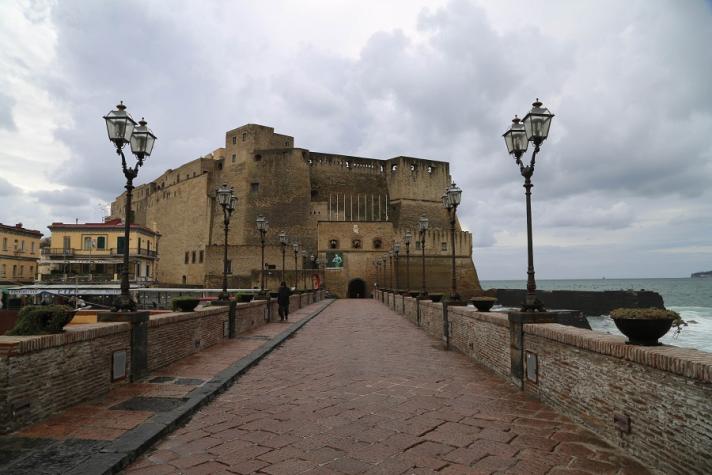 Castel Dell' Ovo.jpg